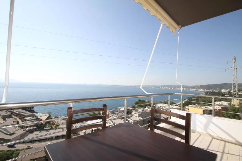 Ble Ble Apart 1 bdrm sv 6.jpg